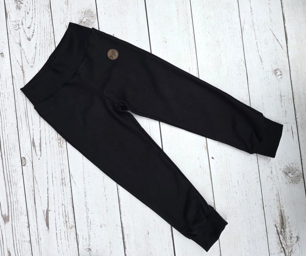 Spodnie dresowe dziecięce – czarne