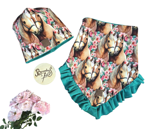 Chusta dziecięca z falbanką – wzór konie (różne wzory do wyboru)