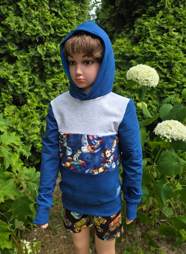 bluza-chlopieca-kosmiczna-ekipa-granatowo-szara-z-rakietami.jpg